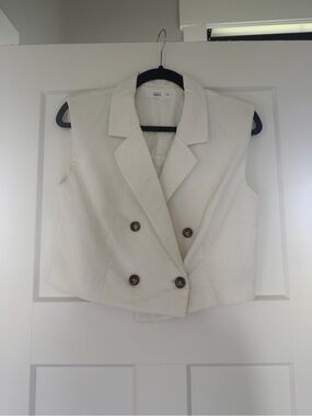 Cropped Double-Breasted Sleeveless Vest Jacket - White